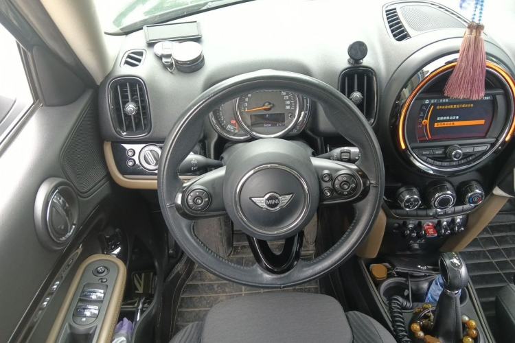Used MINI Countryman 2017 1.5T COOPER ALL4 Steering Wheel