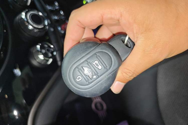 Used MINI Countryman 2017 1.5T COOPER Vehicle Key