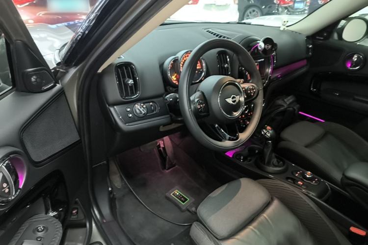 Used MINI Countryman 2017 1.5T COOPER ALL4 Traveler Driver Seat