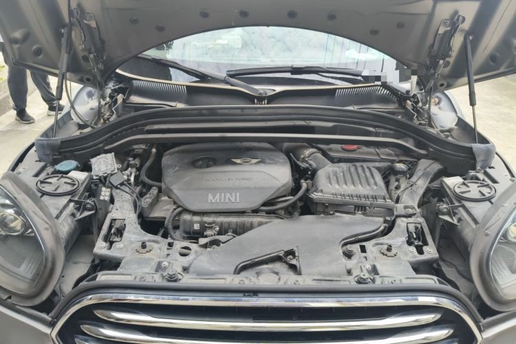 Used MINI Countryman 2017 1.5T COOPER ALL4 Engine Bay