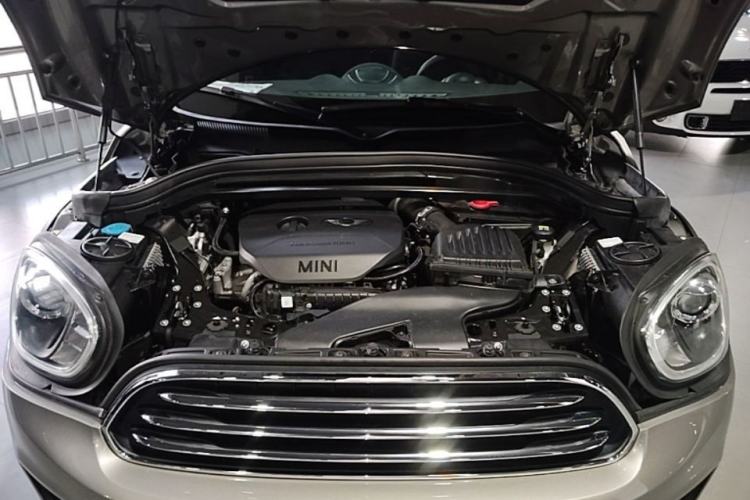 Used MINI Countryman 2017 1.5T COOPER ALL4 Engine Bay
