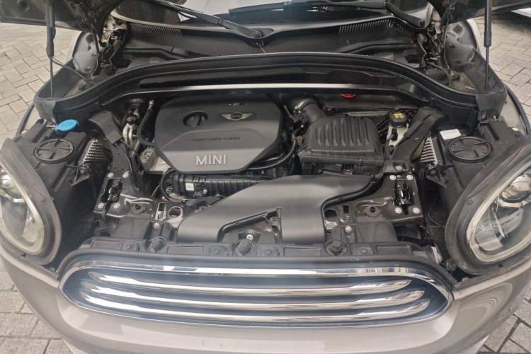 Used MINI Countryman 2017 1.5T COOPER ALL4 Traveler Engine Bay