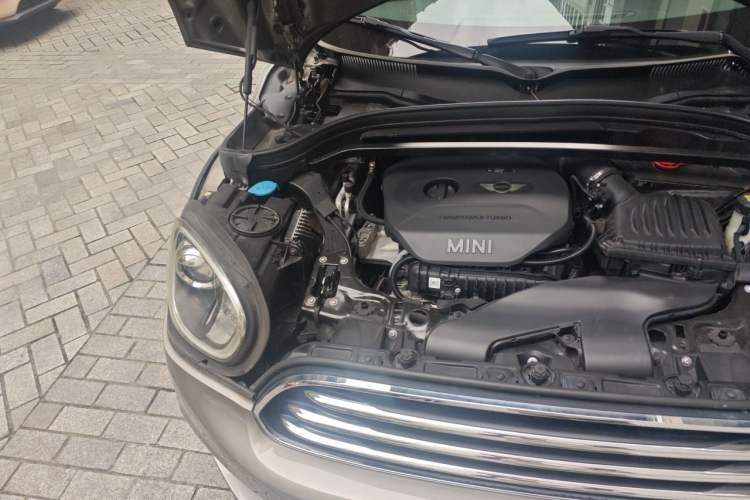 Used MINI Countryman 2017 1.5T COOPER ALL4 Traveler Engine Bay Right