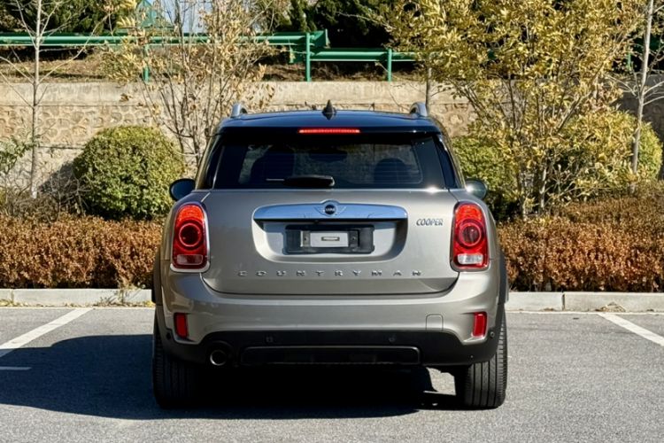 Used MINI Countryman 2017 1.5T COOPER ALL4 Traveler Exterior 5