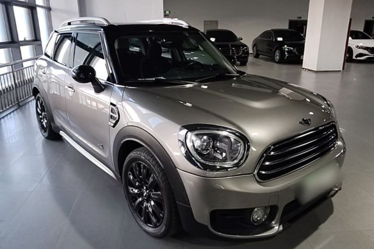 Used MINI Countryman 2017 1.5T COOPER ALL4 Front Right 45 Deg