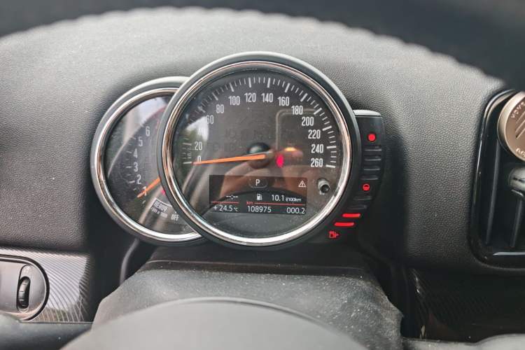 Used MINI Countryman 2017 1.5T COOPER ALL4 Traveler Instrument Cluster