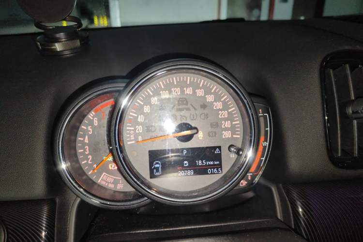 Used MINI Countryman 2017 1.5T COOPER ALL4 Traveler Instrument Cluster