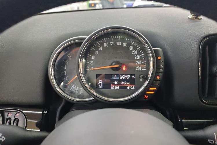 Used MINI Countryman 2017 1.5T COOPER ALL4 Instrument Cluster