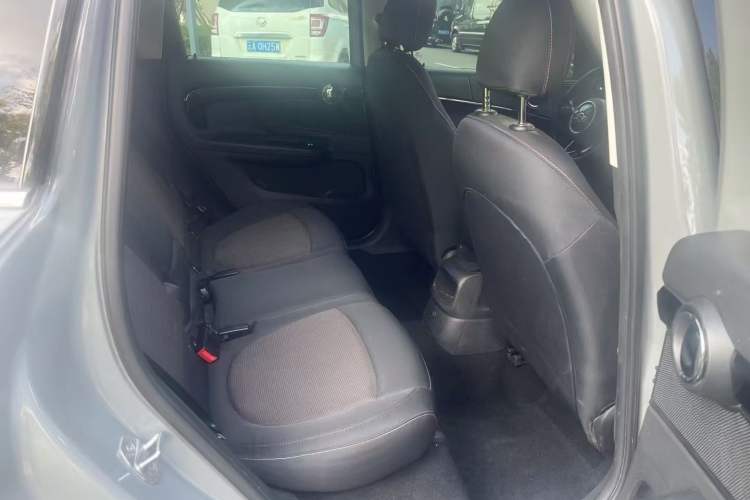 Used MINI Countryman 2017 1.5T COOPER Interior 4