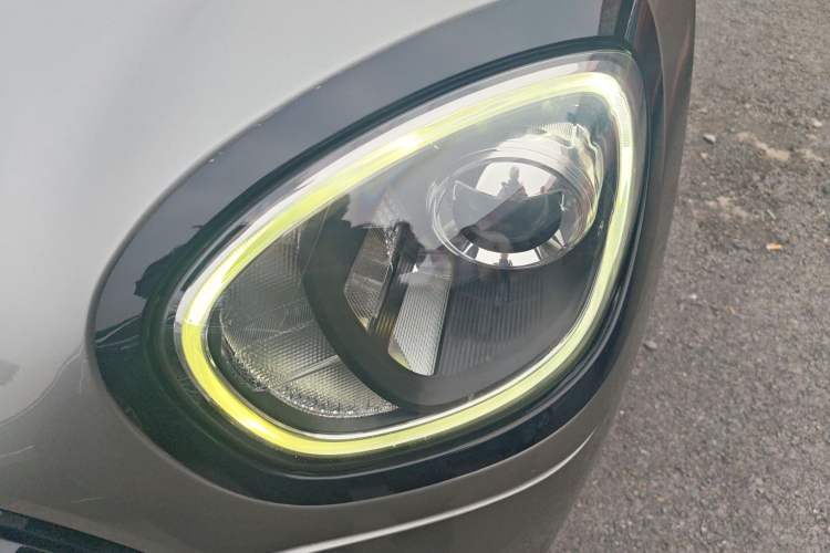 Used MINI Countryman 2017 1.5T COOPER ALL4 Left Front Headlight