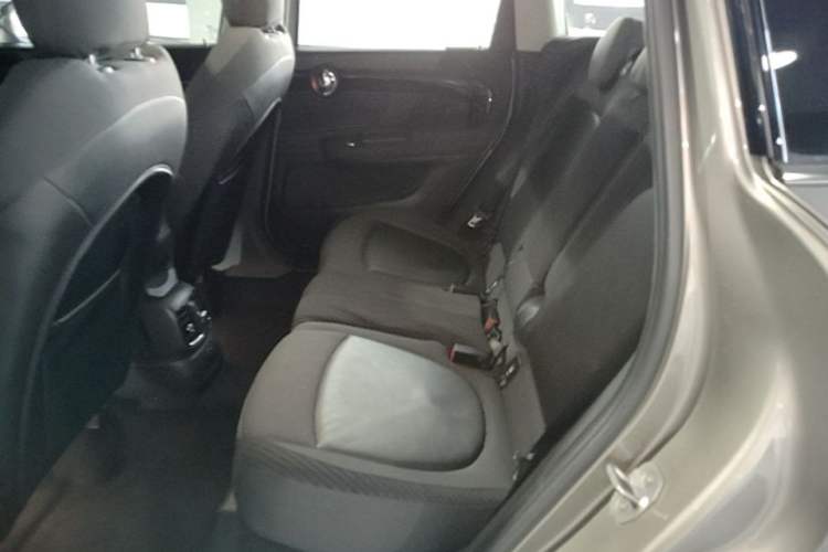 Used MINI Countryman 2017 1.5T COOPER ALL4 Left Rear Seat