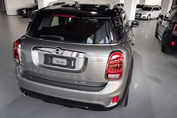 Used MINI Countryman 2017 1.5T COOPER ALL4 Rear Right 45 Deg