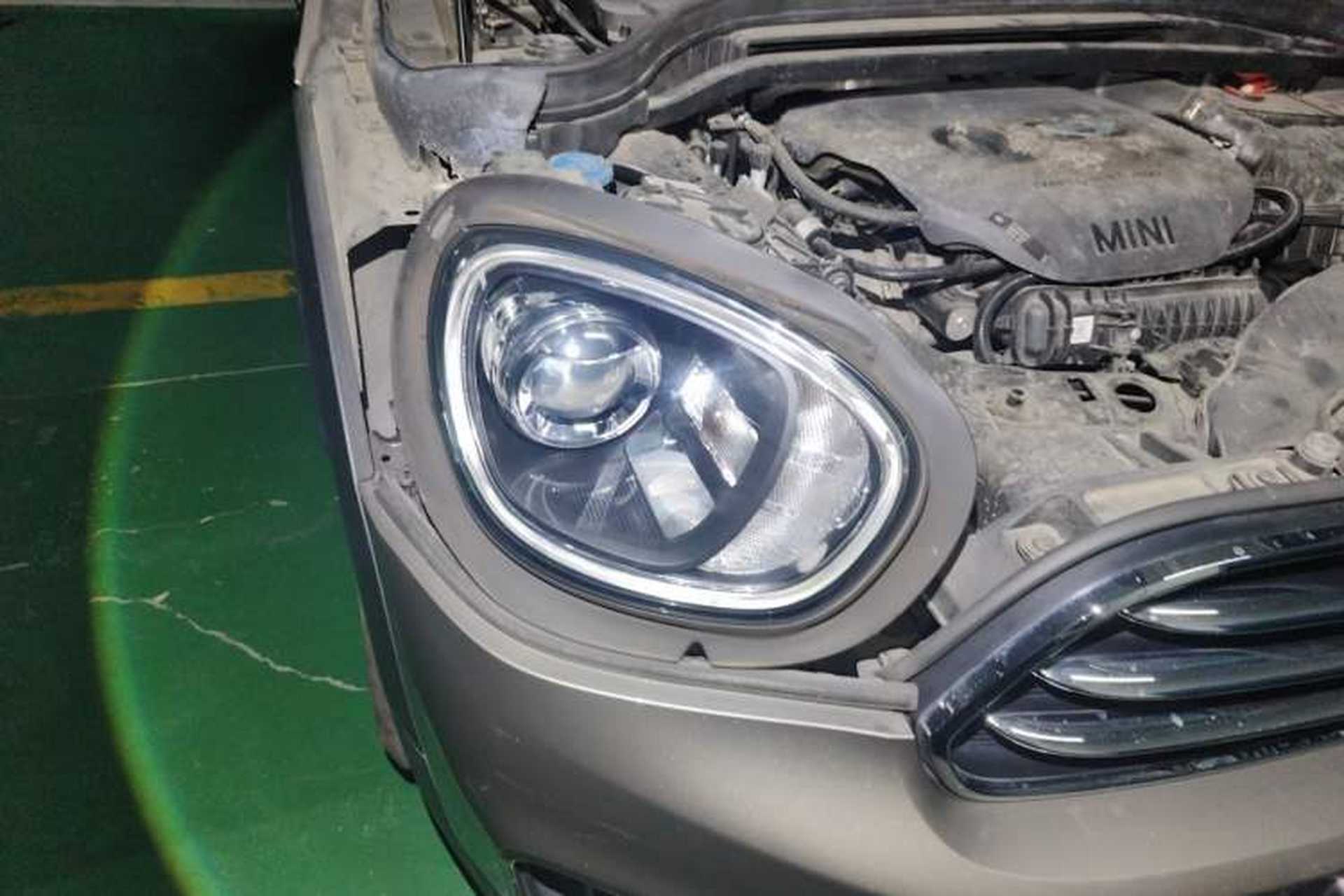 Used MINI Countryman 2017 1.5T COOPER ALL4 Traveler Right Front Headlight