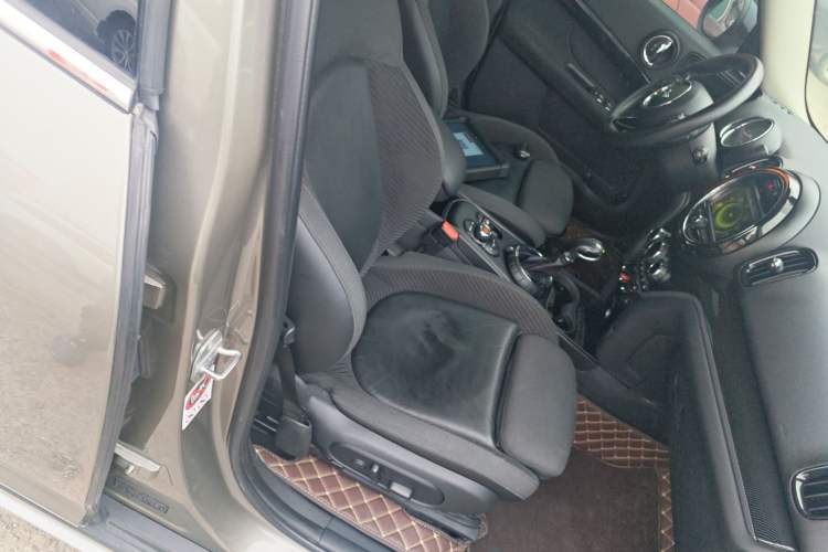 Used MINI Countryman 2017 1.5T COOPER ALL4 Right Front Seat