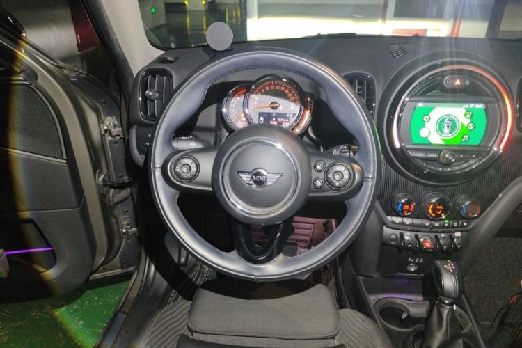 Used MINI Countryman 2017 1.5T COOPER ALL4 Traveler Steering Wheel
