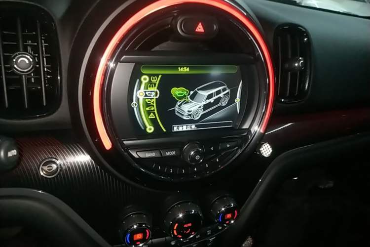 Used MINI Countryman 2017 1.5T COOPER ALL4 Traveler Audio And AC Panel