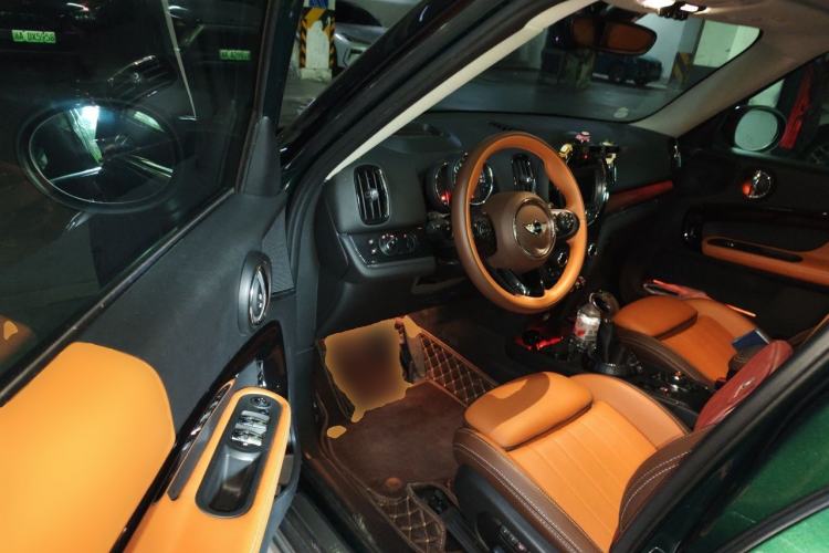 Used MINI Countryman 2017 1.5T COOPER ALL4 Explorer Driver Seat