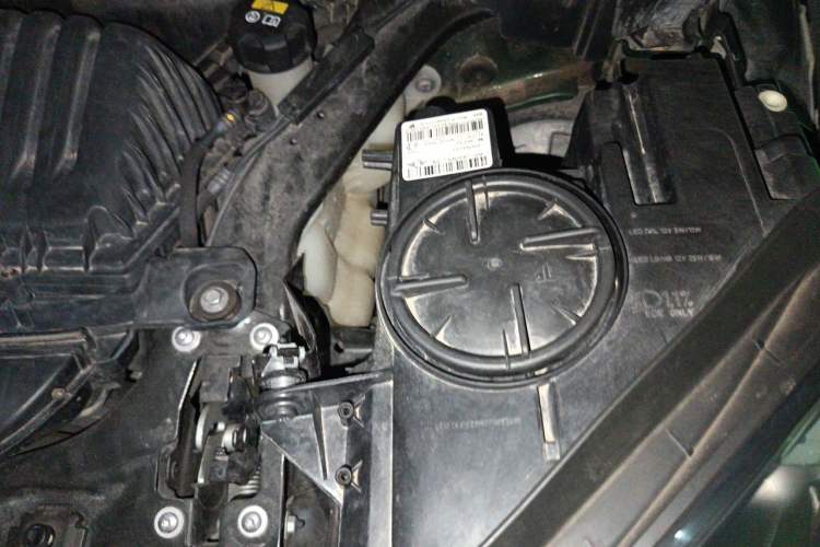 Used MINI Countryman 2017 1.5T COOPER Engine Bay Left