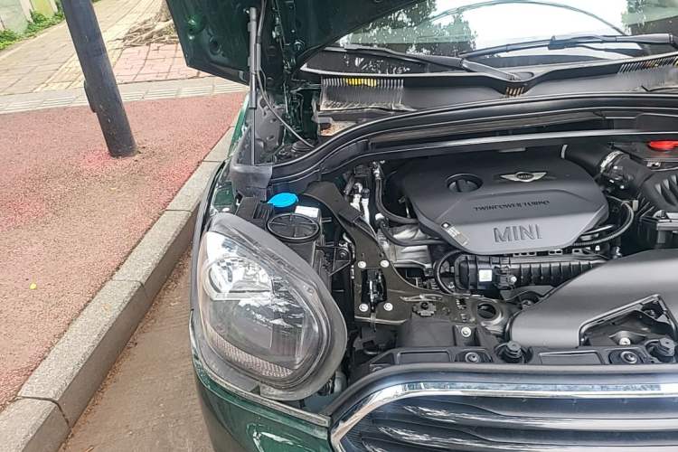 Used MINI Countryman 2017 1.5T COOPER ALL4 Engine Bay Right