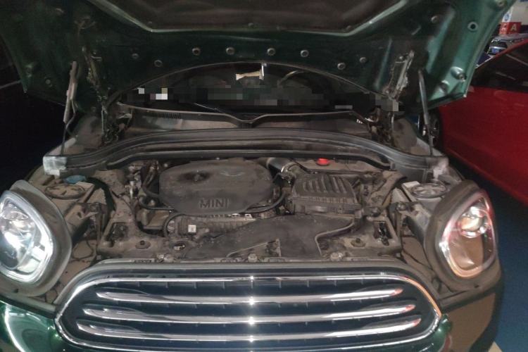 Used MINI Countryman 2017 1.5T COOPER ALL4 Traveler Engine Bay
