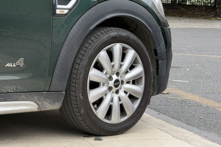 Used MINI Countryman 2017 1.5T COOPER ALL4 Traveler Exterior 4