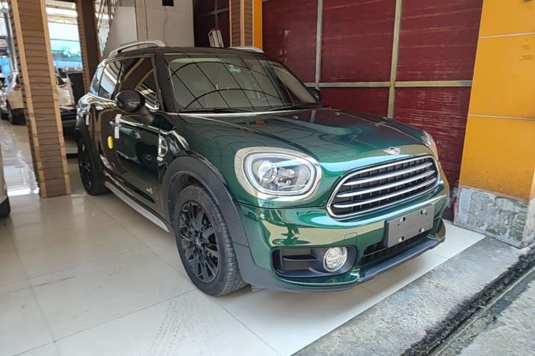 Used MINI Countryman 2017 1.5T COOPER ALL4 Traveler Front Right 45 Deg