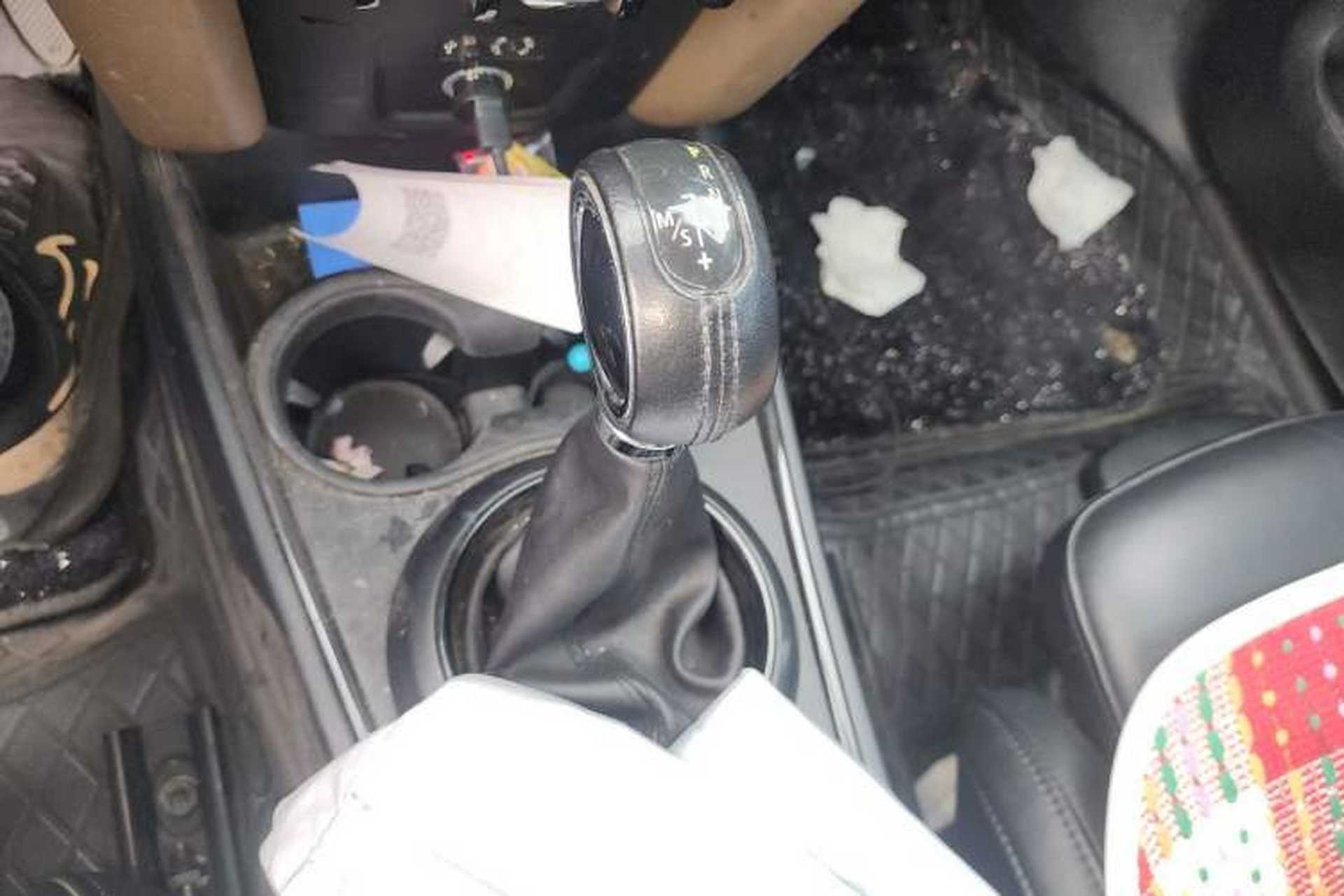 Used MINI Countryman 2017 1.5T COOPER ALL4 Traveler Gear Lever