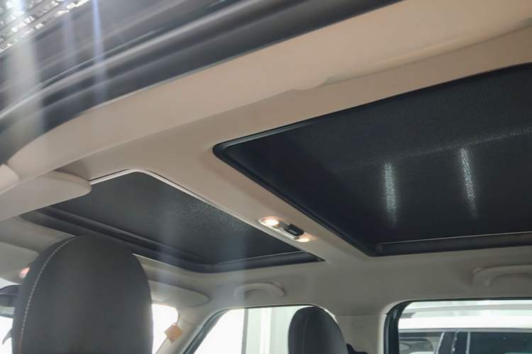 Used MINI Countryman 2017 1.5T COOPER Headliner