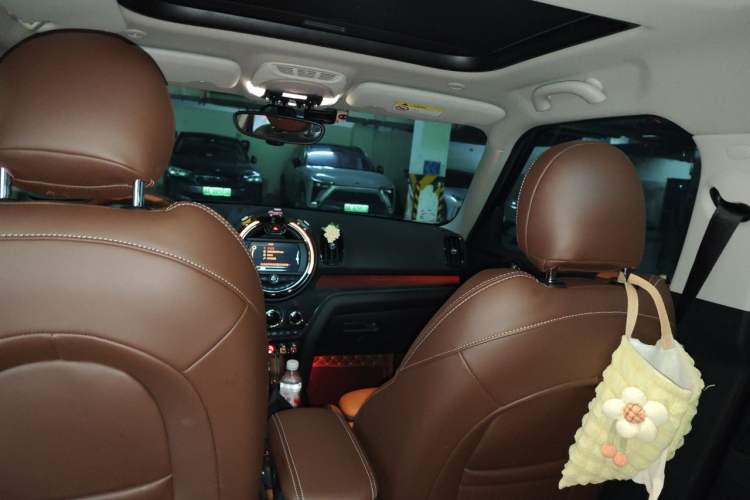 Used MINI Countryman 2017 1.5T COOPER ALL4 Explorer Headliner