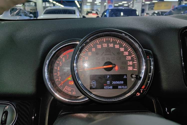 Used MINI Countryman 2017 2.0T COOPER S ALL4 Instrument Cluster