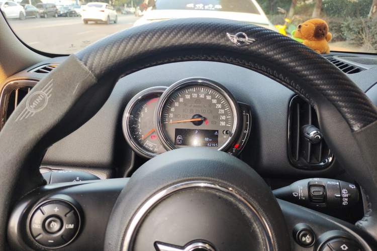 Used MINI Countryman 2017 1.5T COOPER ALL4 Traveler Instrument Cluster