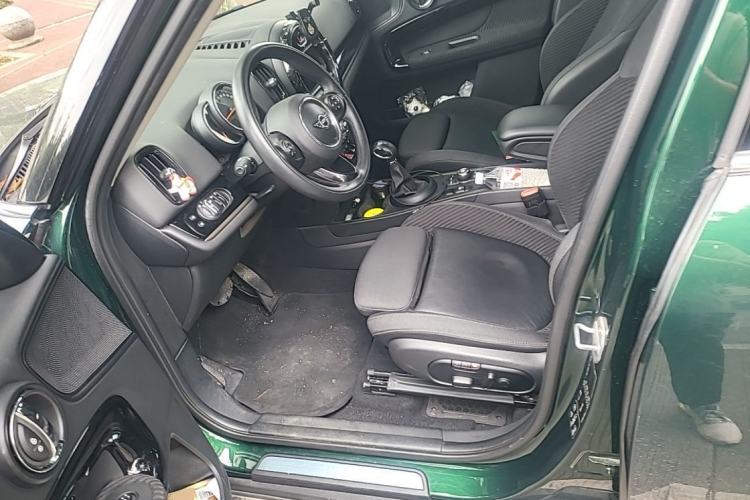 Used MINI Countryman 2017 1.5T COOPER ALL4 Left Front Seat