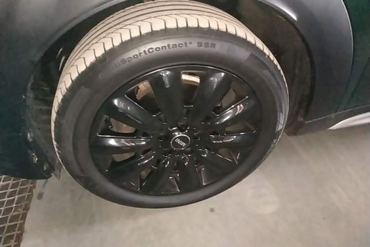 Used MINI Countryman 2017 1.5T COOPER ALL4 Traveler Left Front Wheel Hub