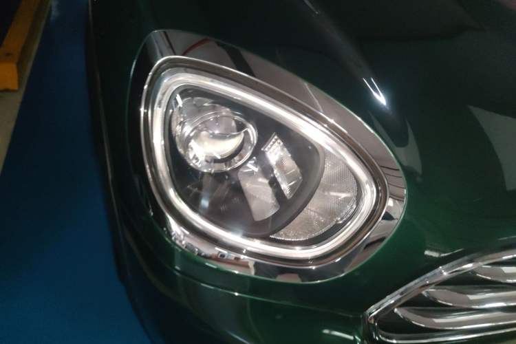Used MINI Countryman 2017 1.5T COOPER ALL4 Traveler Right Front Headlight