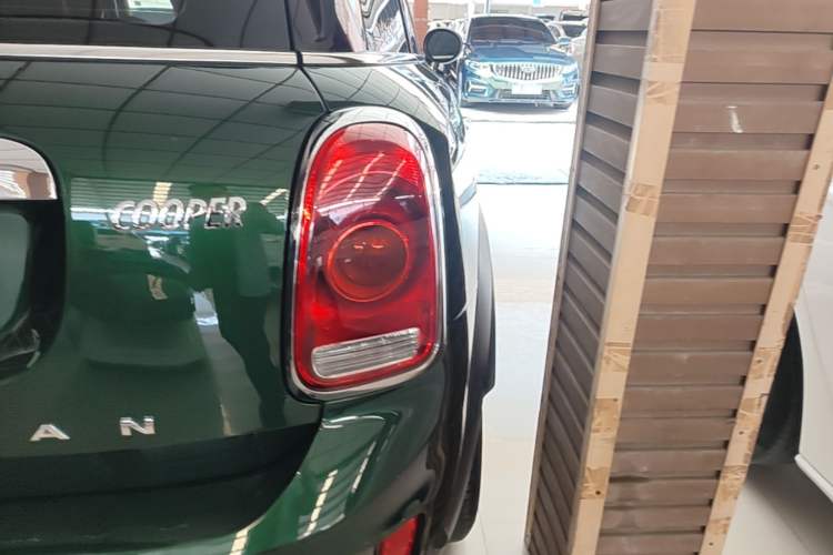 Used MINI Countryman 2017 1.5T COOPER ALL4 Traveler Right Rear Taillight