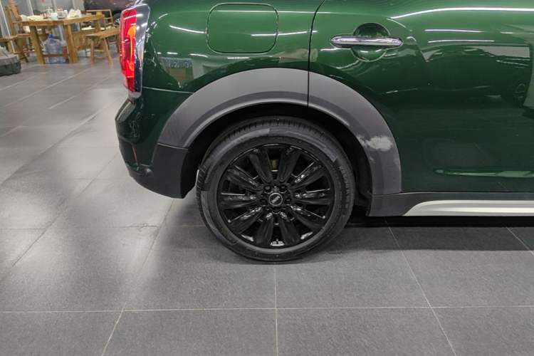 Used MINI Countryman 2017 2.0T COOPER S ALL4 Right Rear Wheel Hub