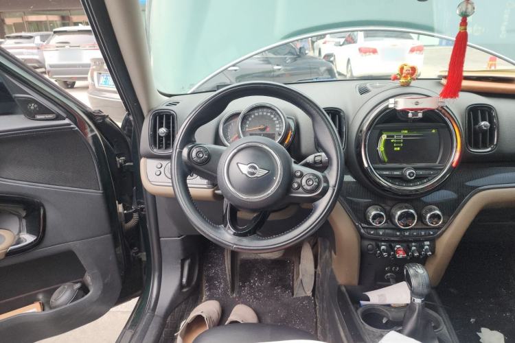 Used MINI Countryman 2017 1.5T COOPER ALL4 Traveler Steering Wheel