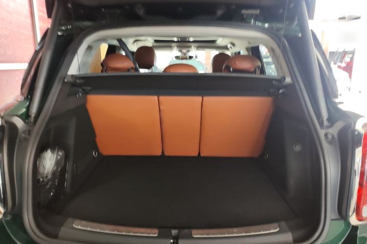 Used MINI Countryman 2017 1.5T COOPER ALL4 Traveler Trunk