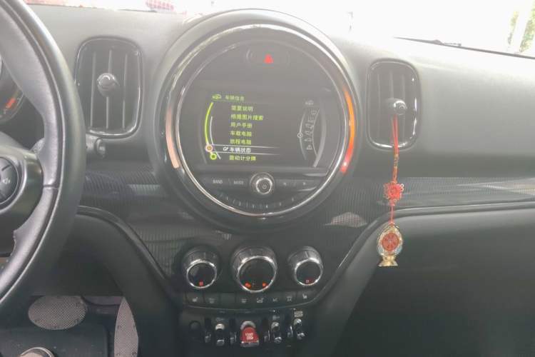 Used MINI Countryman 2017 1.5T COOPER Explorer Audio And AC Panel