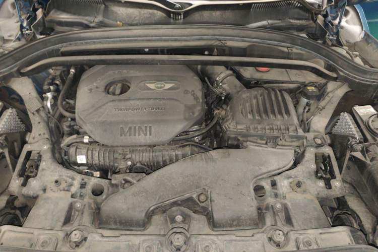 Used MINI Countryman 2017 2.0T COOPER S ALL4 Traveler Engine Bay