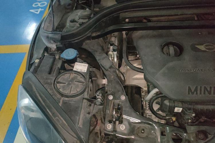 Used MINI Countryman 2017 1.5T COOPER Engine Bay Right