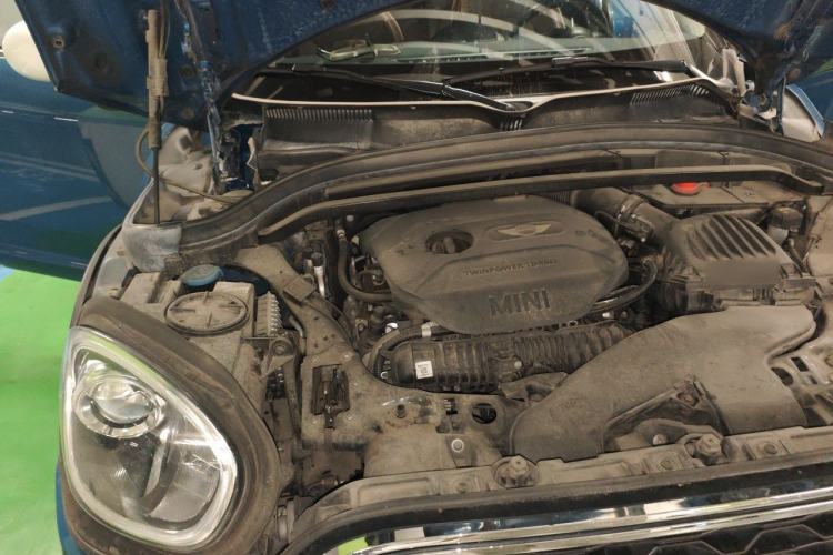 Used MINI Countryman 2017 2.0T COOPER S ALL4 Traveler Engine Bay Right