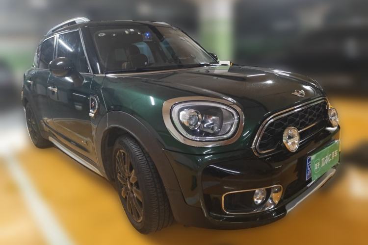 Used MINI Countryman 2017 2.0T COOPER S ALL4 Explorer Front Right 45 Deg