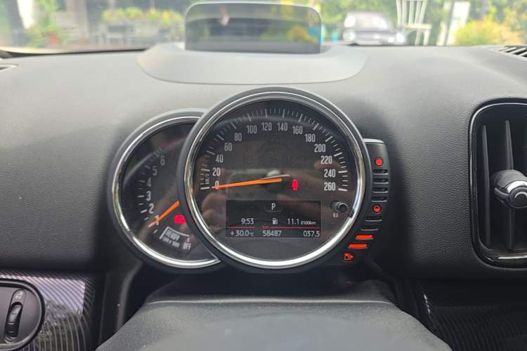 Used MINI Countryman 2017 1.5T COOPER ALL4 Explorer Instrument Cluster