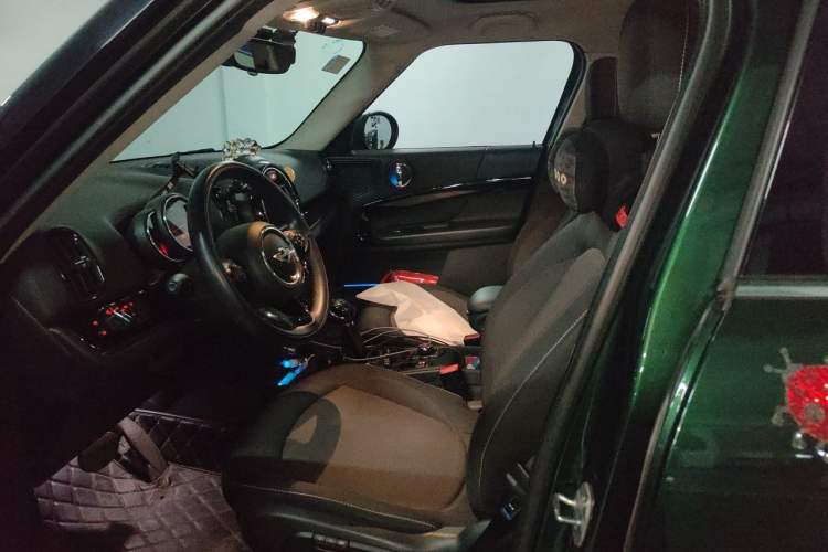 Used MINI Countryman 2017 1.5T COOPER Left Front Seat