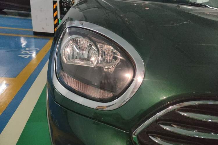 Used MINI Countryman 2017 1.5T COOPER Right Front Headlight