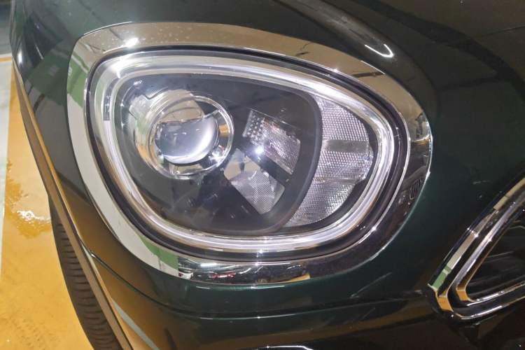 Used MINI Countryman 2017 2.0T COOPER S ALL4 Explorer Right Front Headlight
