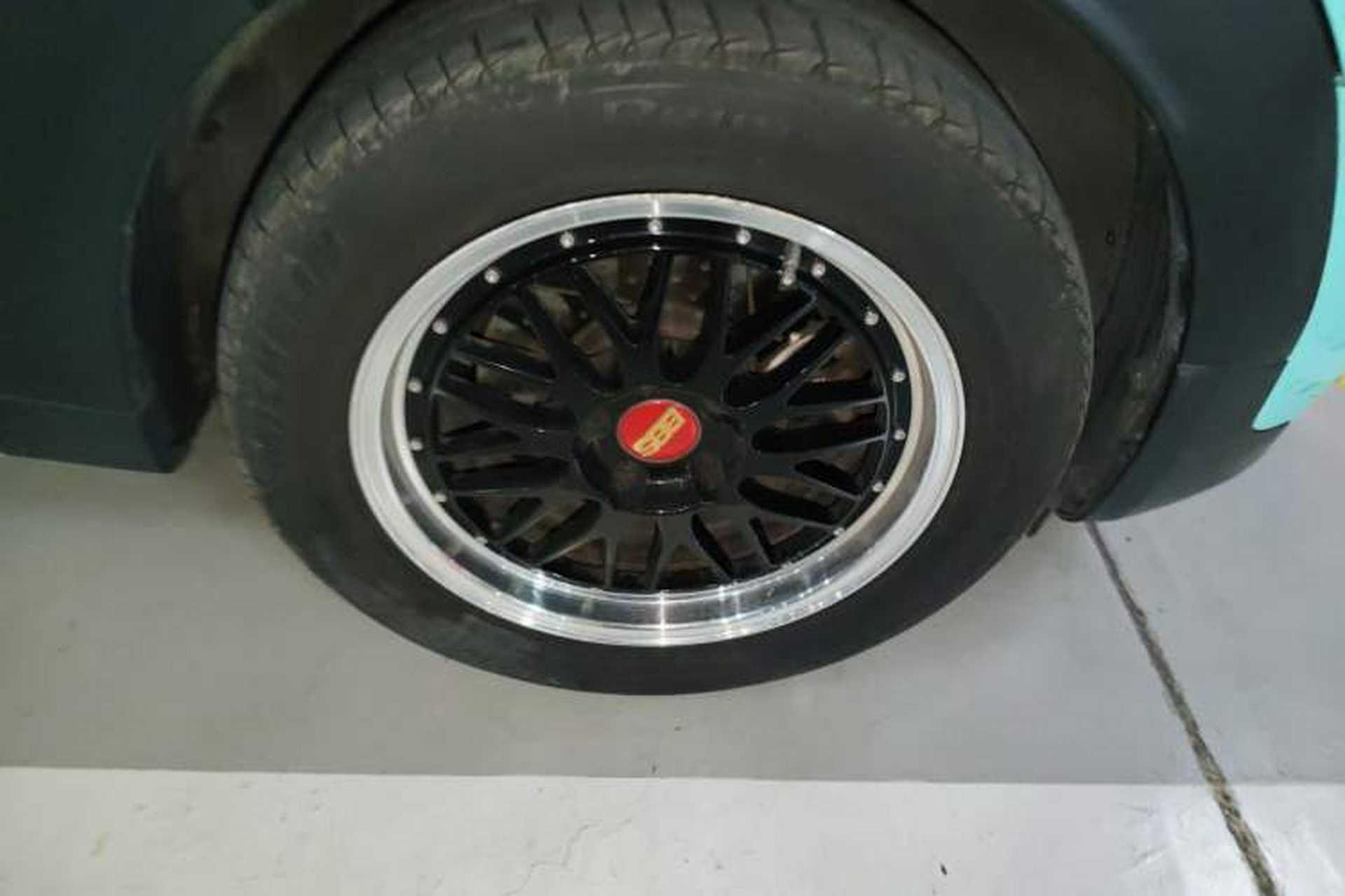 Used MINI Countryman 2017 1.5T COOPER ALL4 Right Front Wheel Hub