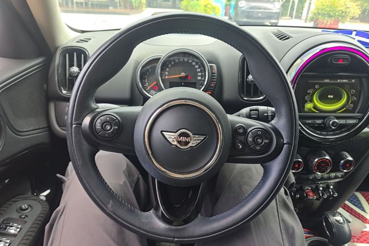 Used MINI Countryman 2017 1.5T COOPER ALL4 Explorer Steering Wheel