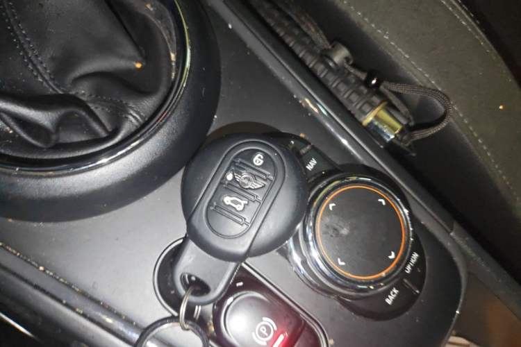 Used MINI Countryman 2017 2.0T COOPER S ALL4 Explorer Vehicle Key
